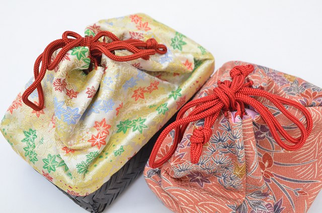 Vintage Japanese Kimono Accessories | Yukata Bag & Kinchaku Set | Bamboo Handle | 2-piece | Sustainable | kkb1882b