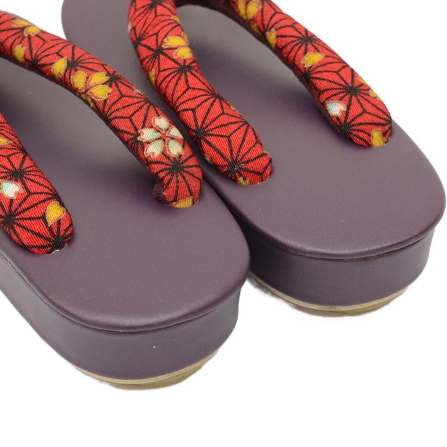 Vintage Japanese Kimono Accessories | Zori Sandals | Red | Hemp Leaf | Synthetic Leather | 1-layer Sole | Casual | Sustainable | kkb3176b