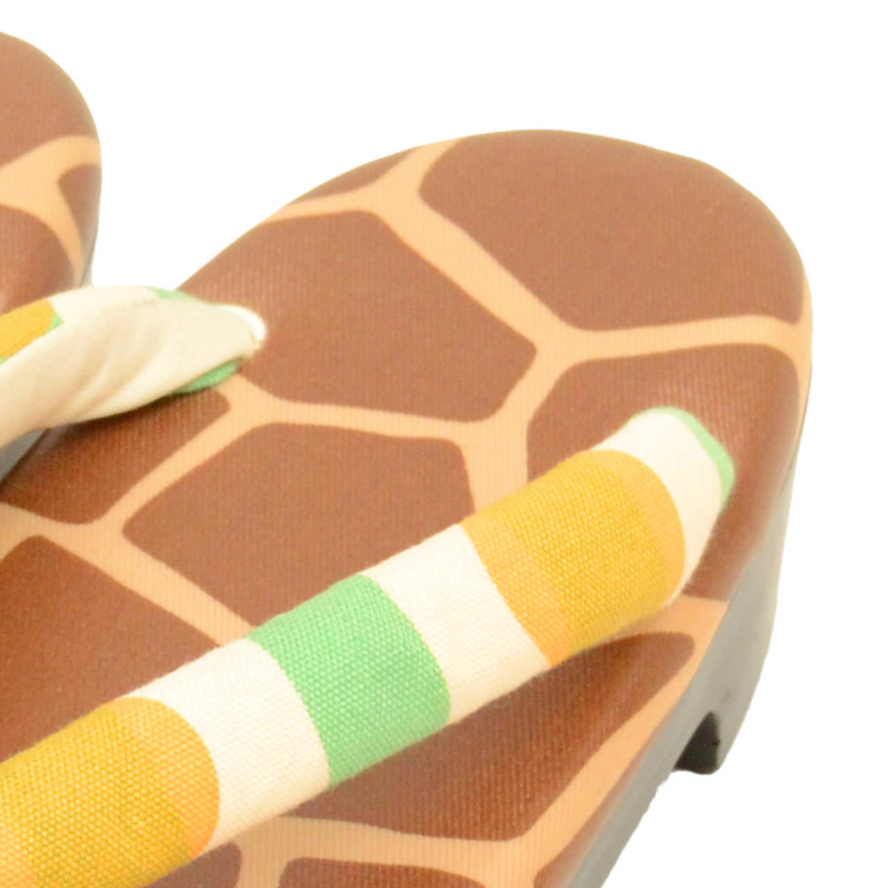 Vintage Japanese Kimono Accessories | Zori Sandals | White | Stripe Pattern | Urethane Sole | Casual | 23.5cm | Sustainable | kkb4217b