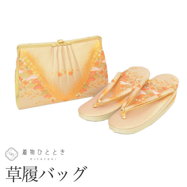【中古】草履 バッグ セット 23.5cm リサイクル草履バッグ 帯地 未使用品 松文様 金色系 礼装用 3枚芯 クラッチ型 着物kkb4368b