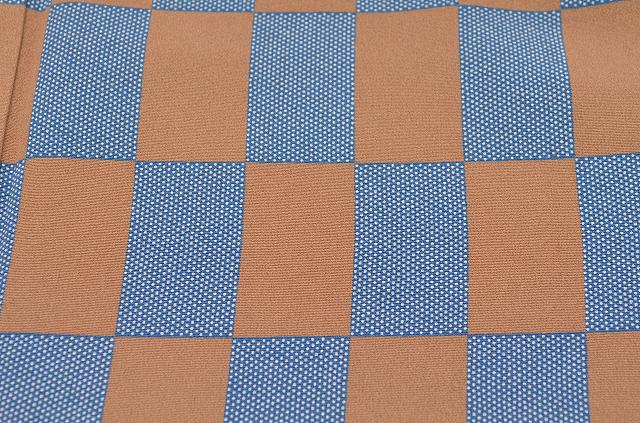 Recycled Kimono, Edo Komon style, Pure Silk, Ready-made, by Terayama Tsuneo, Sleeve length 67.0cm (26.4in) (L), Body length 165.0cm (65.0in) (L), Slightly plump (L), Blue, Checkered pattern, Excellent condition ★★★★ pp0553b [Used] 