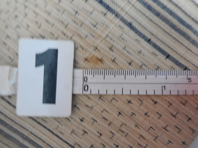 [Used] Recycled Kimono, Length 162.5cm, Sleeve Length 65.5cm, Pure Silk Tsumugi, Ready-made, Women's ML, Beige, Vertical Stripe Pattern, Special Item [Kimono, Used, Obi, Recycled, Furisode, Yukata, Hakama, Japanese Clothing, Vintage Clothing] pp0590b 