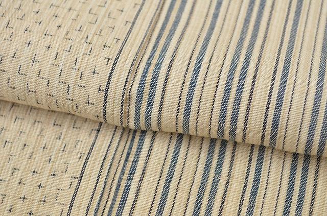 [Used] Recycled Kimono, Length 162.5cm, Sleeve Length 65.5cm, Pure Silk Tsumugi, Ready-made, Women's ML, Beige, Vertical Stripe Pattern, Special Item [Kimono, Used, Obi, Recycled, Furisode, Yukata, Hakama, Japanese Clothing, Vintage Clothing] pp0590b 