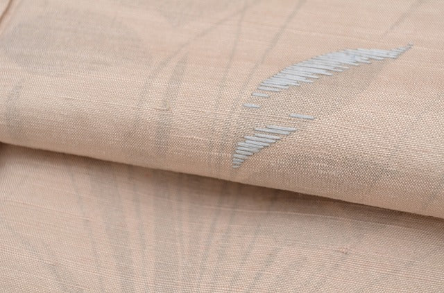 [Used] Recycled Kimono, Length 159.5cm, Sleeve Length 64cm, Pure Silk Tsumugi, Ready-made, Women's, MM, Brown, Floral Pattern, Special Item [Kimono, Used, Obi, Recycled, Furisode, Yukata, Hakama, Japanese Clothing, Vintage Clothing] pp1067b 