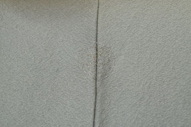 Vintage Japanese Kimono | Houmongi | Green Silk | Seigaiha Wave | One Crest | Hanai Yukiko Designer | Petite Size S | Sustainable | qq1934b