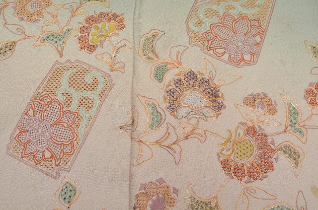 Vintage Japanese Kimono | Houmongi | Green Silk | Floral Arabesque | One Crest | Petite Size S | Sustainable | qq2220b