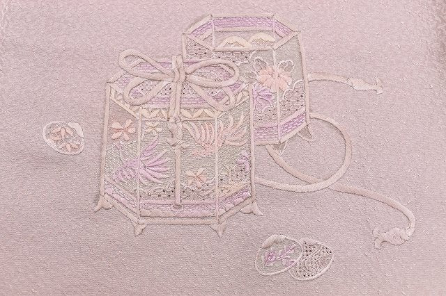 Vintage Japanese Kimono | Houmongi Kimono | Lavender Silk | Vessel Pattern | One Crest | Size M | Sustainable | rr0627b