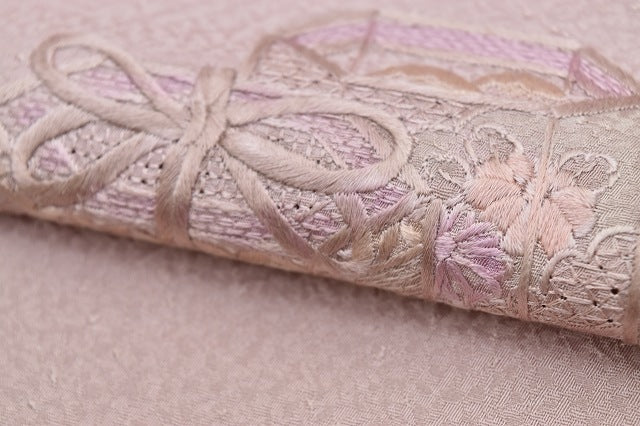 Vintage Japanese Kimono | Houmongi Kimono | Lavender Silk | Vessel Pattern | One Crest | Size M | Sustainable | rr0627b