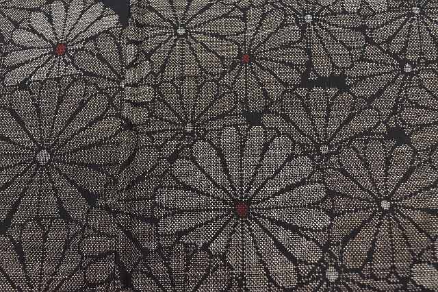 Vintage Japanese Kimono | Oshima Tsumugi Kimono | Brown Silk | Floral Pattern | Mud-dyed | Size S | Sustainable | rr0680b