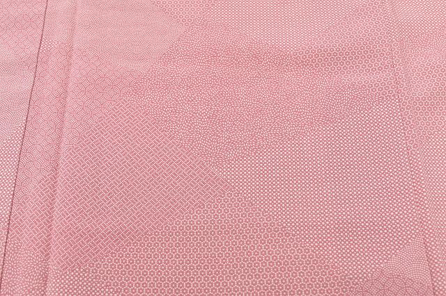 Vintage Japanese Kimono | Edo Komon Kimono | Pink Silk | Classical Pattern | Size M | Sustainable | rr1071b