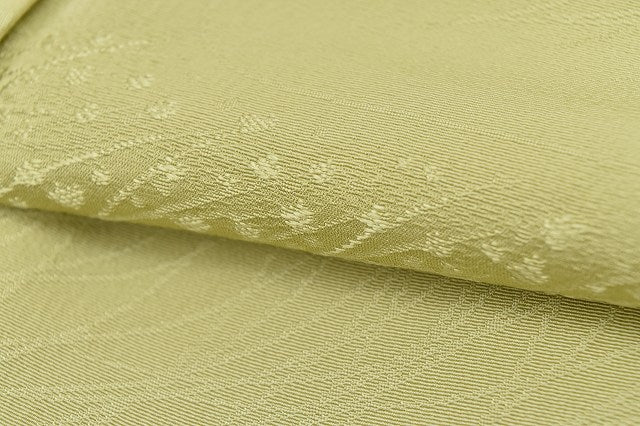 Vintage Japanese Kimono | Iro-Muji Kimono | Olive Green Silk Crepe | One Crest | Size M | Sustainable | rr1133b