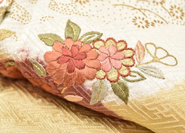 Vintage Japanese Kimono | Houmongi Kimono | Gold Silk | Shibori Kanoko Floral | Embroidery | Size M-L | Sustainable | rr1849b