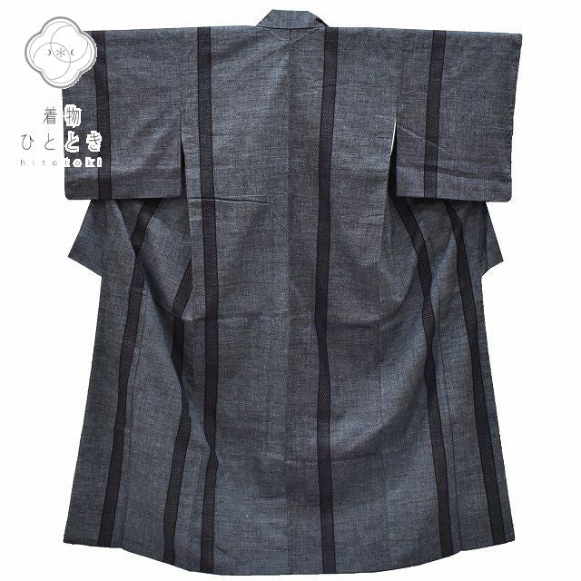 Vintage Japanese Kimono | Mawata Tsumugi Kimono | Navy Silk | Tortoiseshell Kasuri Pattern | Size M | Sustainable | rr1970b
