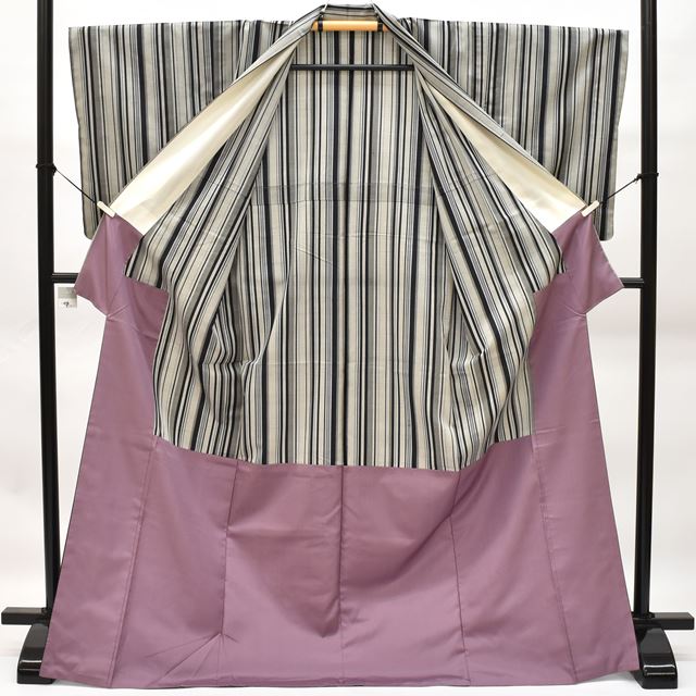 Vintage Japanese Kimono | Tsumugi Kimono | Gray Silk | Stripe Pattern | Unlined | Size L | Sustainable | rr2011b