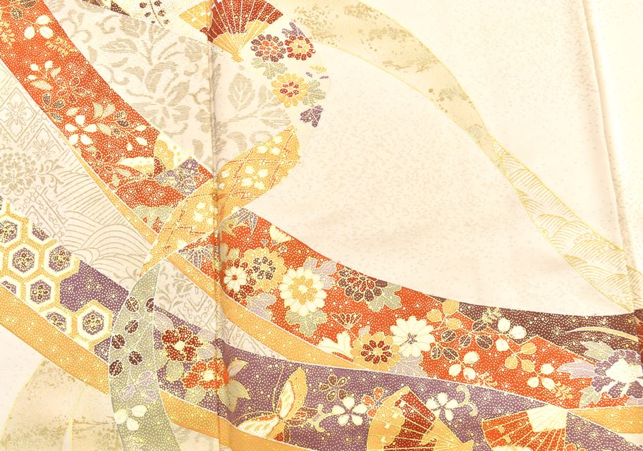 Vintage Japanese Kimono | Houmongi Kimono | Cream Silk | Noshi Fan Pattern | Size M-L | Sustainable | rr2016b