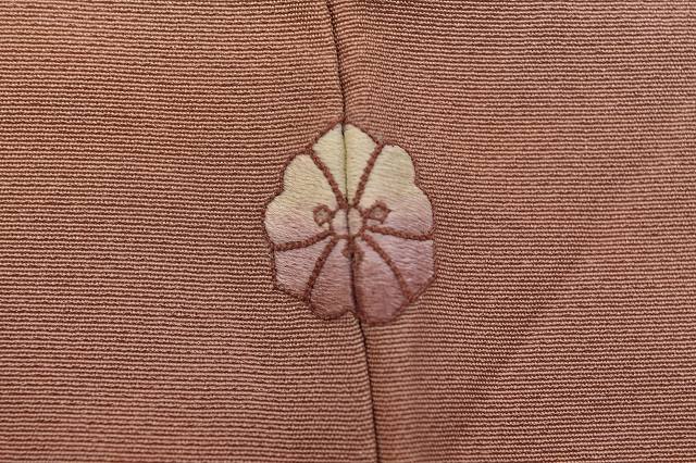 Vintage Japanese Kimono | Iro-Muji Kimono | Purple Silk Crepe | Rainbow Dye | One Crest | Artist Signed | Size S | Sustainable | rr2063b