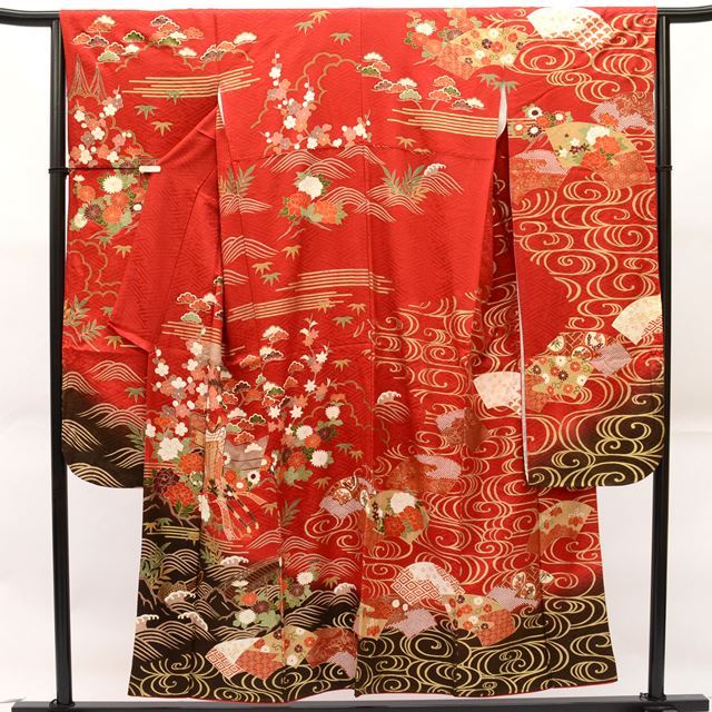 Vintage Japanese Kimono | Furisode | Red Silk | Kanze-mizu Court Carriage | Retro | Size L | Sustainable | ss0053b