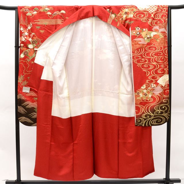 Vintage Japanese Kimono | Furisode | Red Silk | Kanze-mizu Court Carriage | Retro | Size L | Sustainable | ss0053b