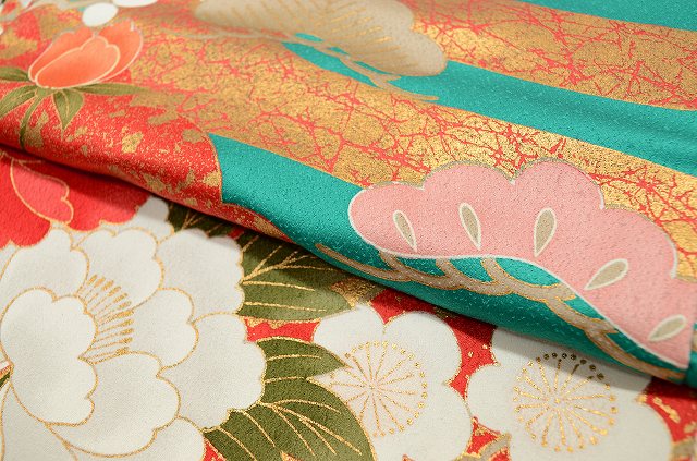 Vintage Japanese Kimono | Furisode | Green Silk | Four-season Floral | Gold Foil | Tall Size LL | Sustainable | ss0102b