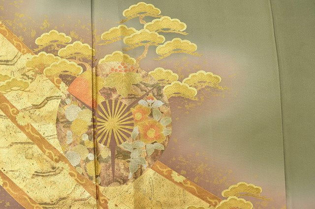 Vintage Japanese Kimono | Houmongi | Green Silk | Katarinsha Wheel Pattern | Gold Foil | Size M | Sustainable | ss0126b