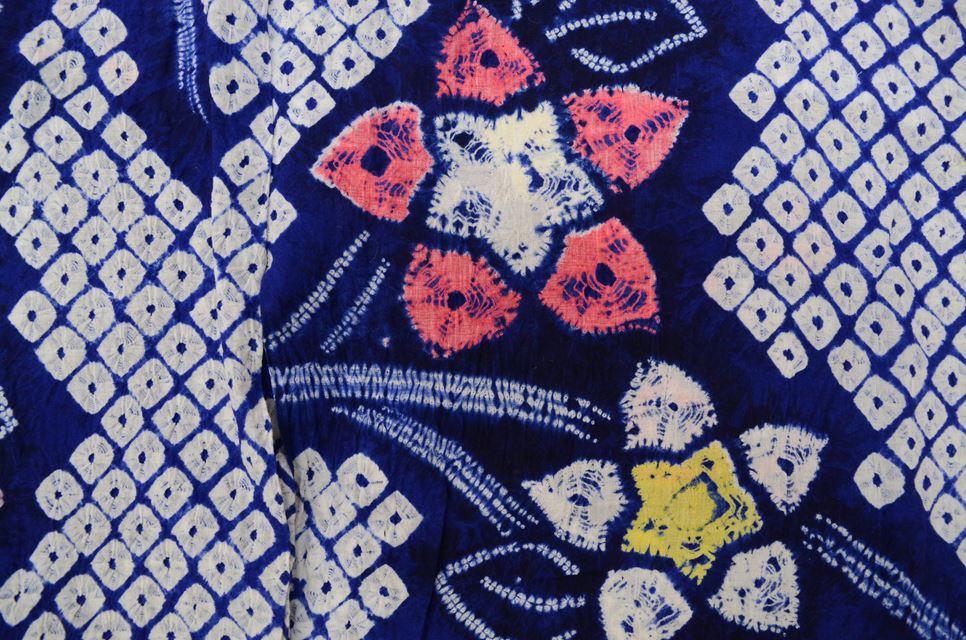 Vintage Japanese Yukata | Women's Yukata | Navy Cotton | Floral | Arimatsu Shibori | Petite Size SS | Sustainable | ss0257b