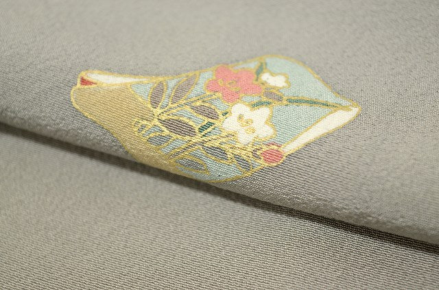 Vintage Japanese Kimono | Komon | Gray Silk Crepe | Dare-ga-sode Kimono Sleeve Pattern | Size L | Sustainable | ss0333b