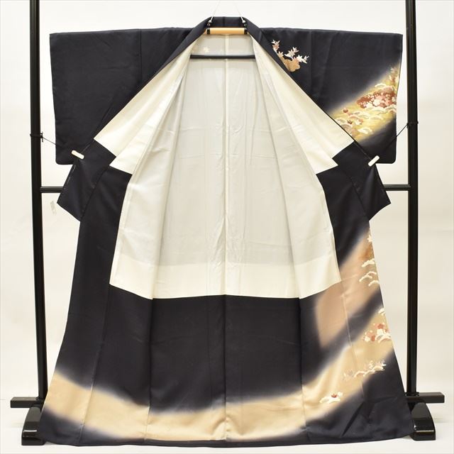 Vintage Japanese Kimono | Houmongi | Black Silk | Pine Plum Botanical | One Crest | Gold Embroidery | Size L | Sustainable | ss0671b