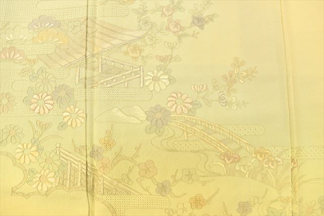 Vintage Japanese Kimono | Houmongi | Beige Silk | Heian Landscape | One Crest | Suzhou Embroidery | Size L | Sustainable | ss0756b