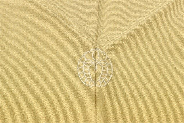 Vintage Japanese Kimono | Houmongi | Beige Silk | Heian Landscape | One Crest | Suzhou Embroidery | Size L | Sustainable | ss0756b