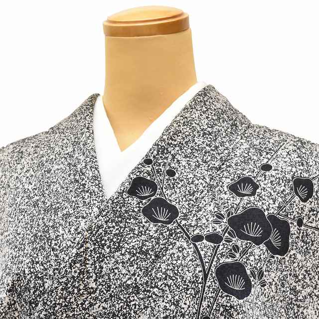Vintage Japanese Kimono | Houmongi | Black Silk | Autumn Grasses | Raden Lacquer Tataki-zome | Size L | Sustainable | ss0872b