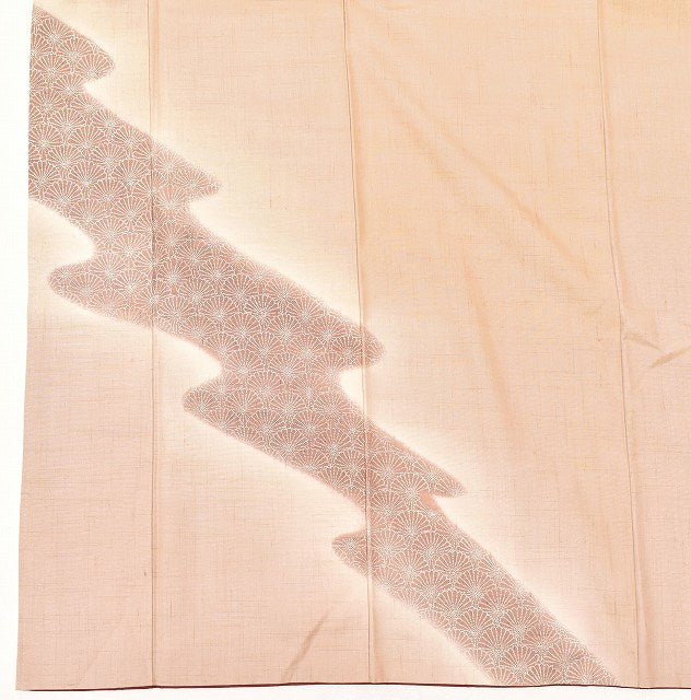 Vintage Japanese Kimono | Tokamachi Tsumugi | Brown Silk | Chrysanthemum Seigaiha Wave | Size L | Sustainable | ss0889b