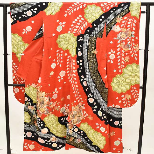 Vintage Japanese Kimono | Furisode Full Set | Red Silk | Court Carriage Floral | Shibori Gold Embroidery | Sustainable | ss0918b