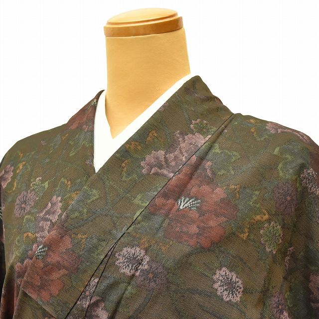 Vintage Japanese Kimono | Oshima Tsumugi | Green Silk | Floral | Tate-fusa Weave | Excellent | Size M | Sustainable | ss1043b