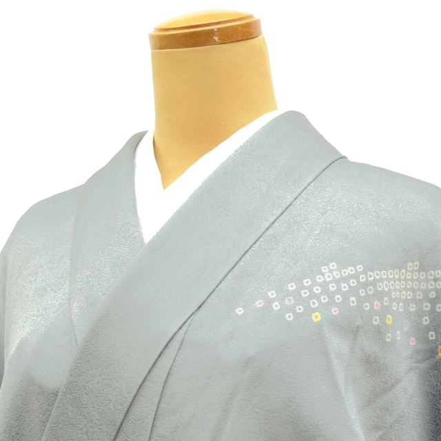 Vintage Japanese Kimono | Houmongi | Gray Silk | Kanze-mizu Deer-ko Shibori | One Crest | Gold Foil Embroidery | Sustainable | ss1375b