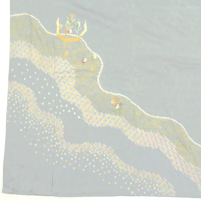 Vintage Japanese Kimono | Houmongi | Gray Silk | Kanze-mizu Deer-ko Shibori | One Crest | Gold Foil Embroidery | Sustainable | ss1375b