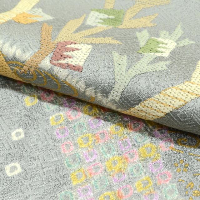 Vintage Japanese Kimono | Houmongi | Gray Silk | Kanze-mizu Deer-ko Shibori | One Crest | Gold Foil Embroidery | Sustainable | ss1375b