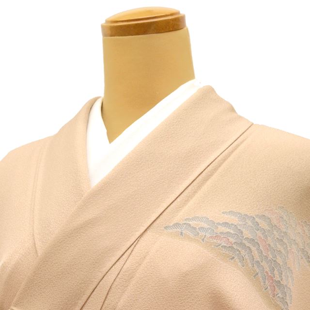 Vintage Japanese Kimono | Houmongi | Brown Silk | Pine Pattern | Kyo Yuzen | Gold Foil | Size M | Sustainable | ss1537b