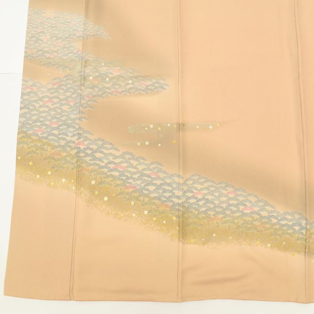 Vintage Japanese Kimono | Houmongi | Brown Silk | Pine Pattern | Kyo Yuzen | Gold Foil | Size M | Sustainable | ss1537b