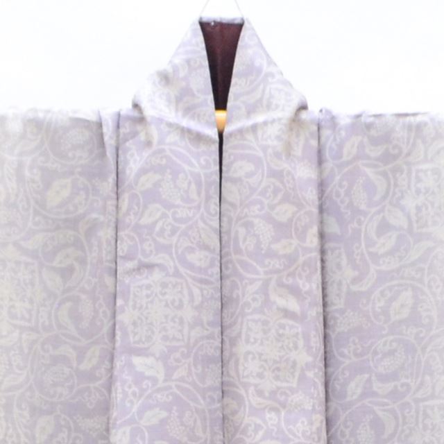 Vintage Japanese Kimono | Tsumugi | White Purple Silk | Grape Pattern | Excellent | Size M | Sustainable | ss1542b