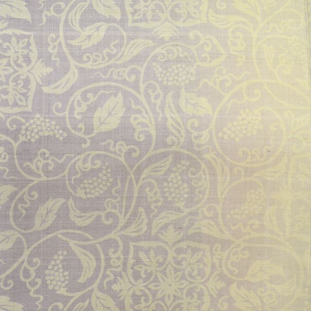 Vintage Japanese Kimono | Tsumugi | White Purple Silk | Grape Pattern | Excellent | Size M | Sustainable | ss1542b