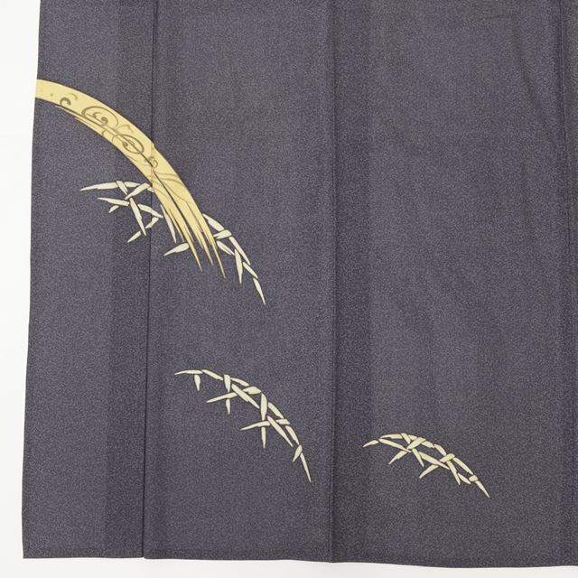 Vintage Japanese Kimono | Summer Dyed Oshima Tsumugi | Gray Silk | Botanical | Certified | Petite Size S | Sustainable | ss1544b