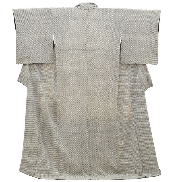 [Used] Komon (small patterned) recycled kimono, pure silk, sleeve length 66.0cm (26.0in), body length 160.5cm (63.2in), size M, black, checkered pattern, crepe fabric, lined, high quality, semi-formal, spring, summer, autumn, winter, ready-made. 