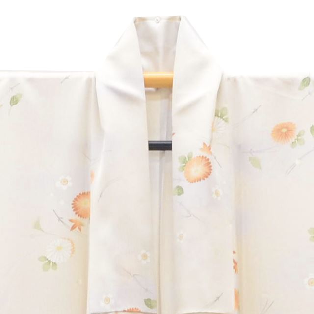 Recycled Kimono, Komon (small patterned kimono), Unlined, Synthetic Fiber, Ready-made, Sleeve Length 67.7cm (26.7in), Body Length 165.0cm (65.0in), Size L, Beige, Chrysanthemum and Plant Pattern, Washable Kimono, tt0163b [Used] [r26] 