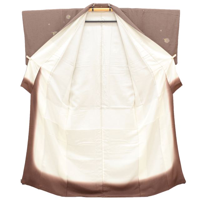 [Used] Komon (small patterned) recycled kimono, pure silk, sleeve length 63.0cm (24.8in), body length 158.0cm (62.2in), size M, brown, snow ring pattern, crepe fabric, lined, high quality, semi-formal, spring, summer, autumn, winter, ready-made. 