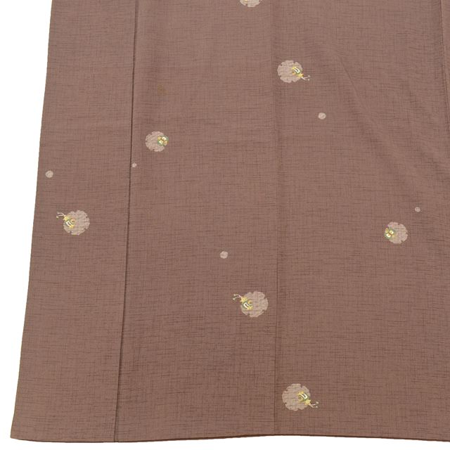 [Used] Komon (small patterned) recycled kimono, pure silk, sleeve length 63.0cm (24.8in), body length 158.0cm (62.2in), size M, brown, snow ring pattern, crepe fabric, lined, high quality, semi-formal, spring, summer, autumn, winter, ready-made. 