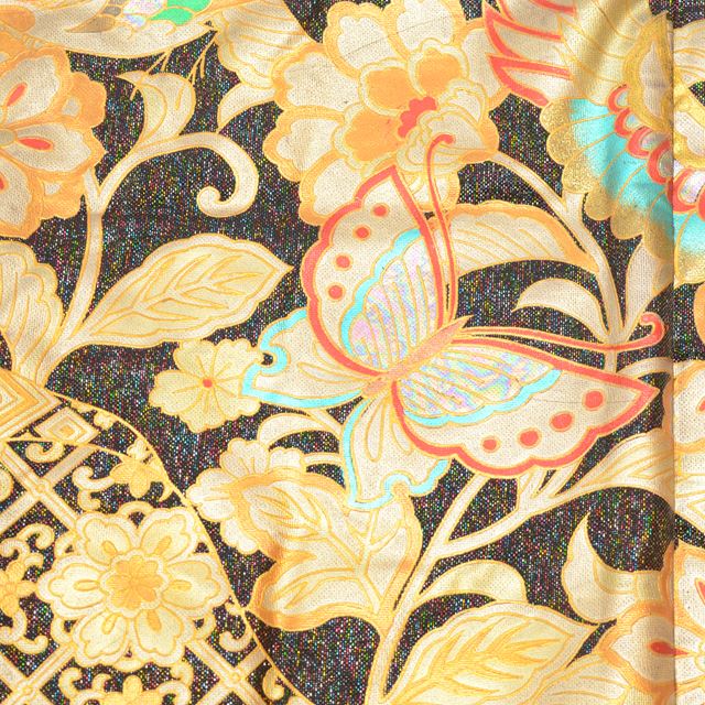 [Used] Recycled Kimono, Irouchikake (Wedding Kimono), Pure Silk, Sleeve Length 67.0cm (26.4in), Body Length 200.0cm (78.7in), Size LL, Black with Gold Tones, Phoenix and Butterfly Pattern, Gold Embellishments, tt0870b [Japanese Clothing, Outlet, Kimono] 