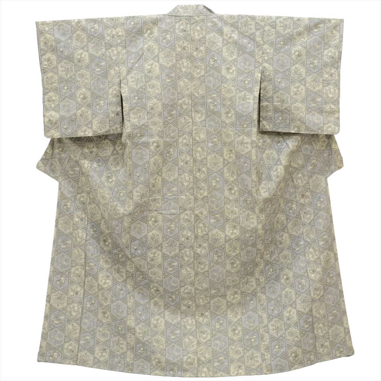 Vintage Japanese Kimono | Tsumugi | Gray Silk | Tortoiseshell Floral | Unused | Size M | Sustainable | tt1061b