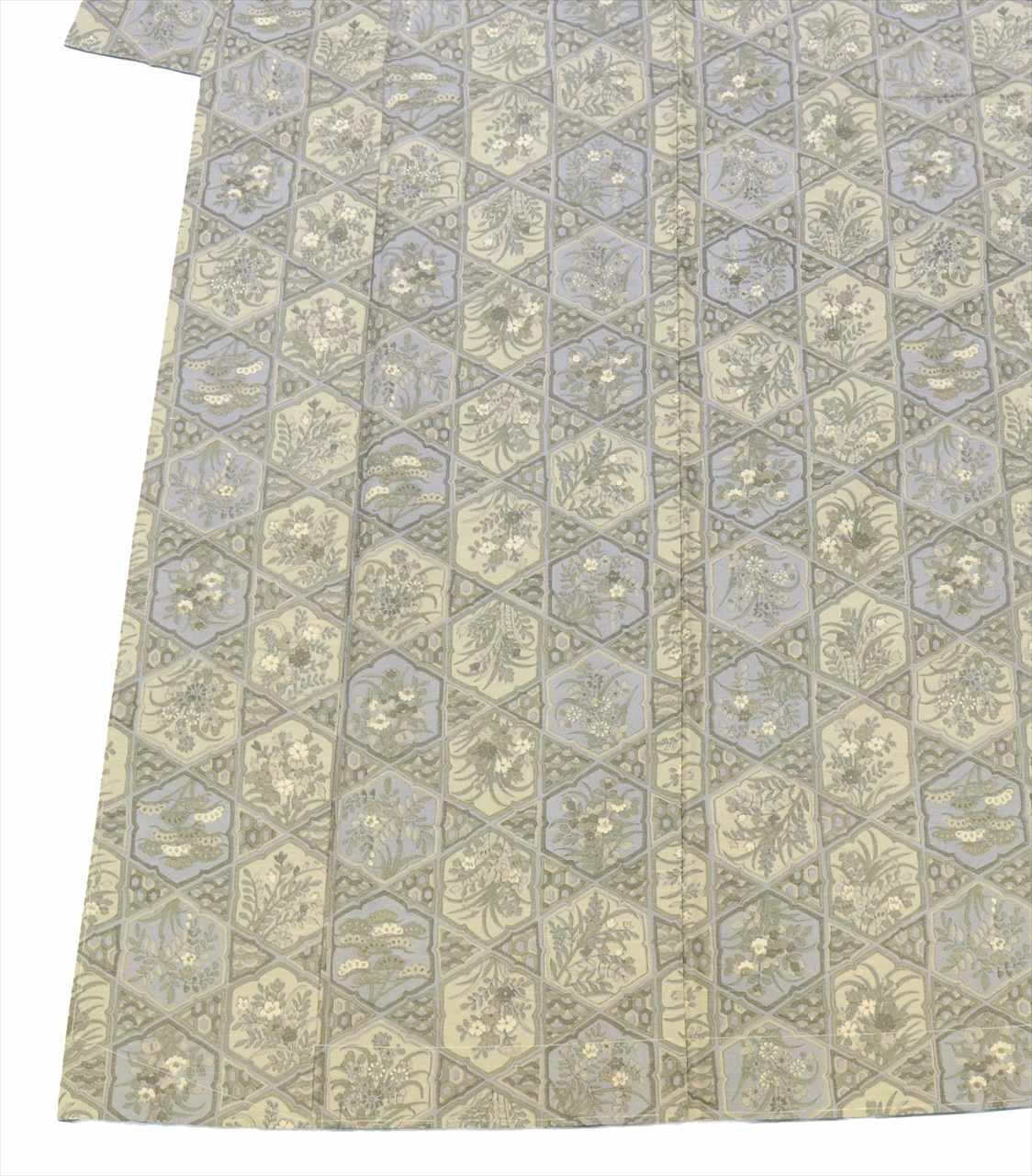 Vintage Japanese Kimono | Tsumugi | Gray Silk | Tortoiseshell Floral | Unused | Size M | Sustainable | tt1061b