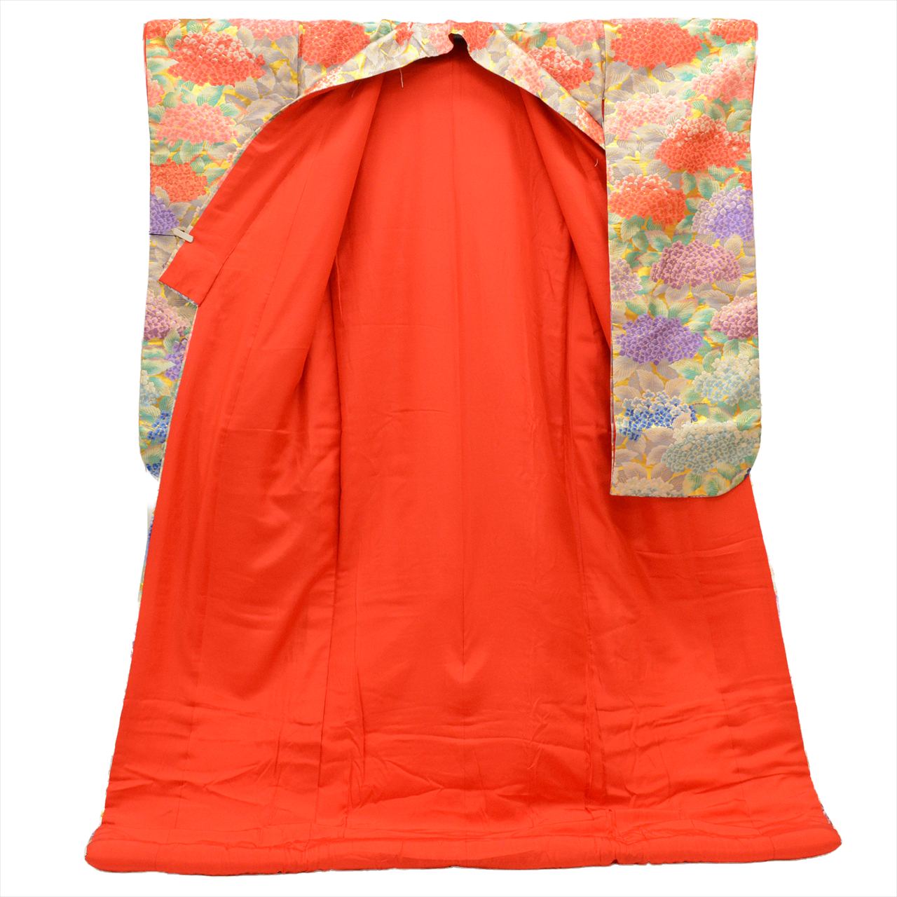 [Used] Silk Uchikake (wedding kimono), 198.0cm (78.0in) length (LL size), 66.5cm (26.2in) sleeve length, recycled kimono, gold, red, blue, purple tones, hydrangea pattern, Tang-style weaving, gold leaf, tt1173b [Japanese clothing, outlet, kimono] 