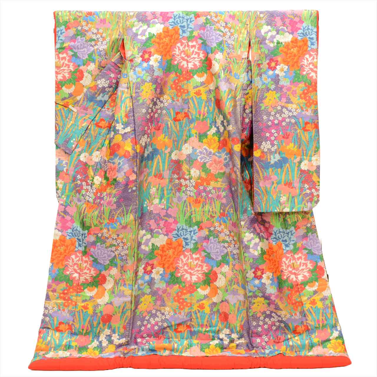 [Used] Silk Uchikake (wedding kimono), Length 195.0cm (76.8in) (L), Sleeve Length 67.0cm (26.4in), Recycled Kimono, Purple, Four Seasons Floral Pattern, Tang Weave, Gold Leaf, tt1175b [Japanese Clothing, Outlet, Kimono] 